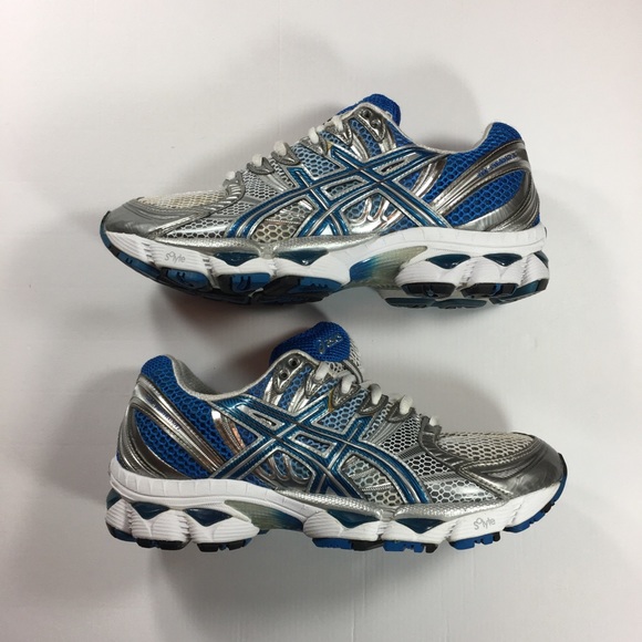 gel nimbus 12 womens